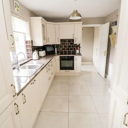 Curragh Hill Holiday home